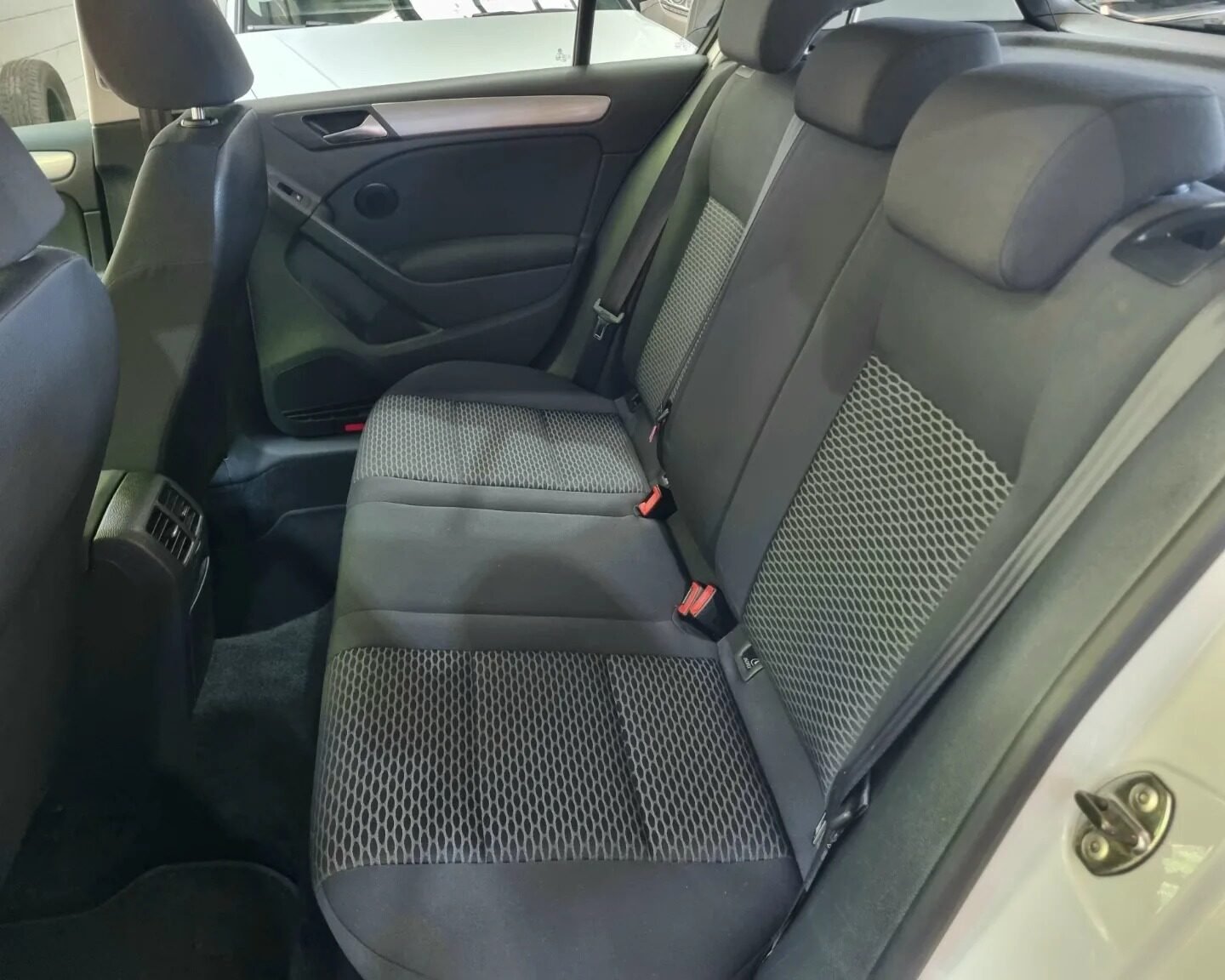 VOLKSWAGEN GOLF 1.6 TDI 