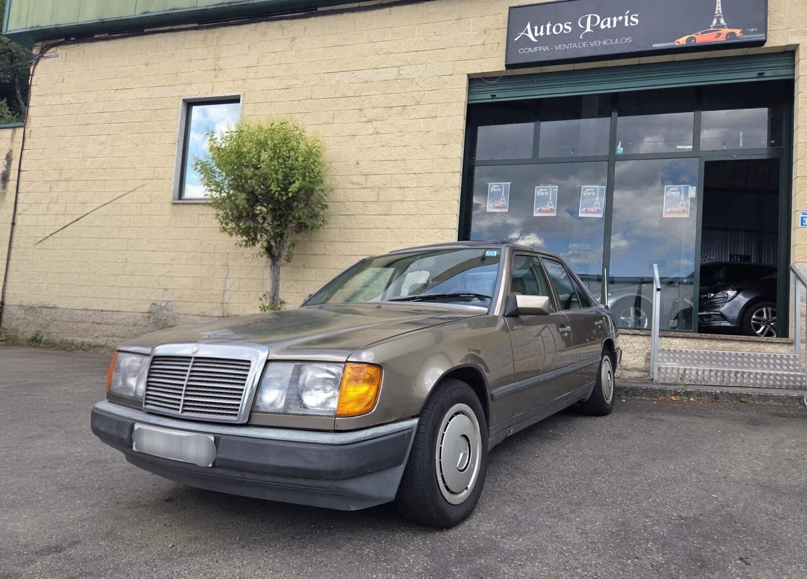 MERCEDES-BENZ 300D 3.0D 