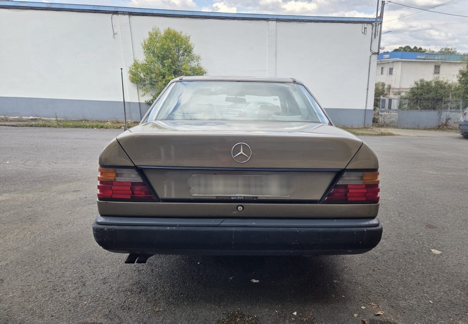 MERCEDES-BENZ 300D 3.0D 