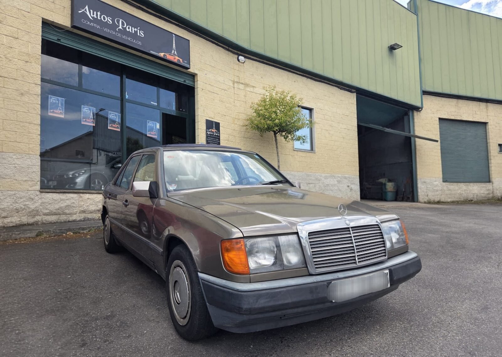MERCEDES-BENZ 300D 3.0D 