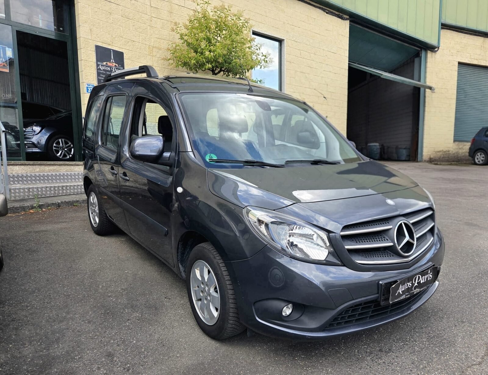 MERCEDES-BENZ CITAN 111