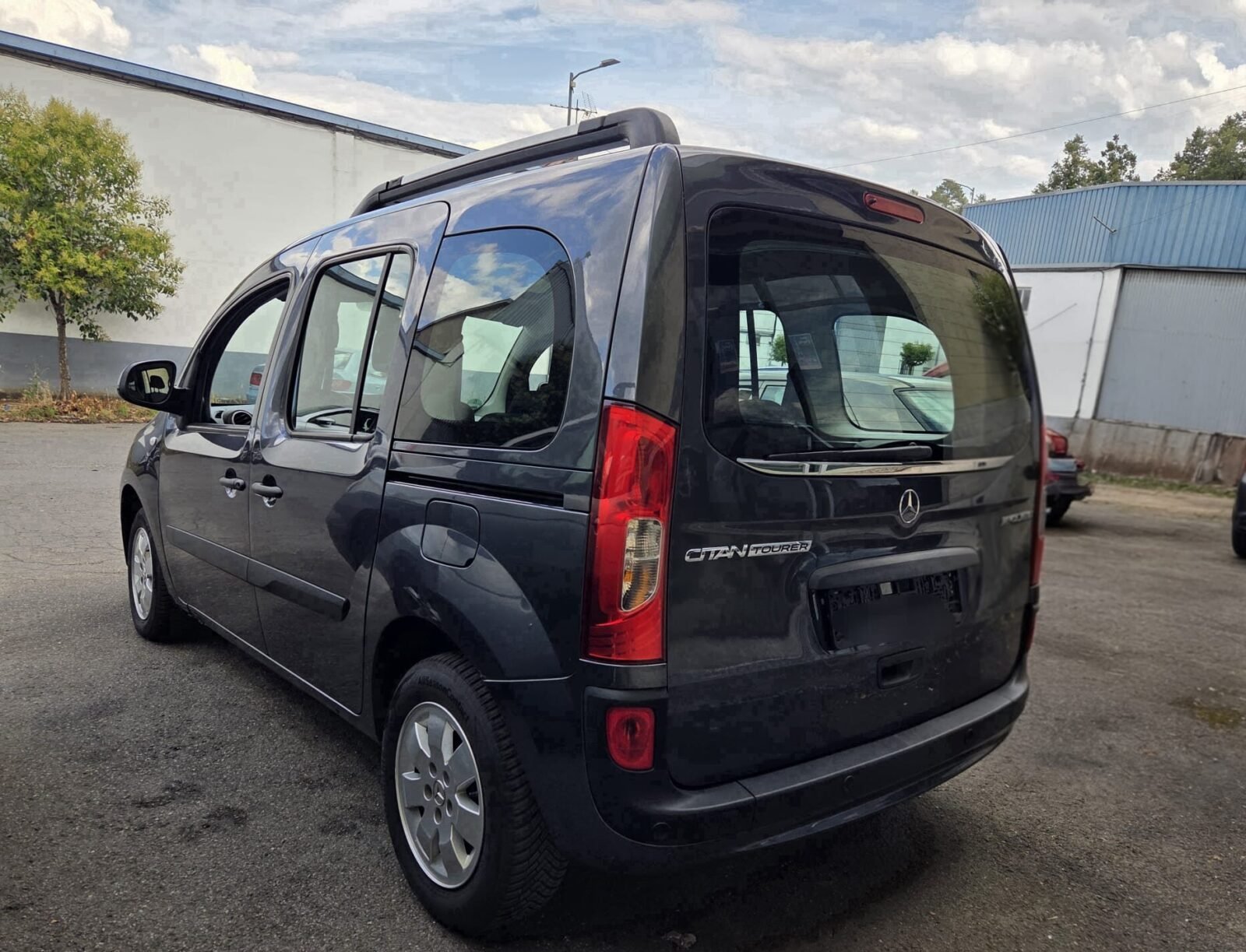 MERCEDES-BENZ CITAN 111